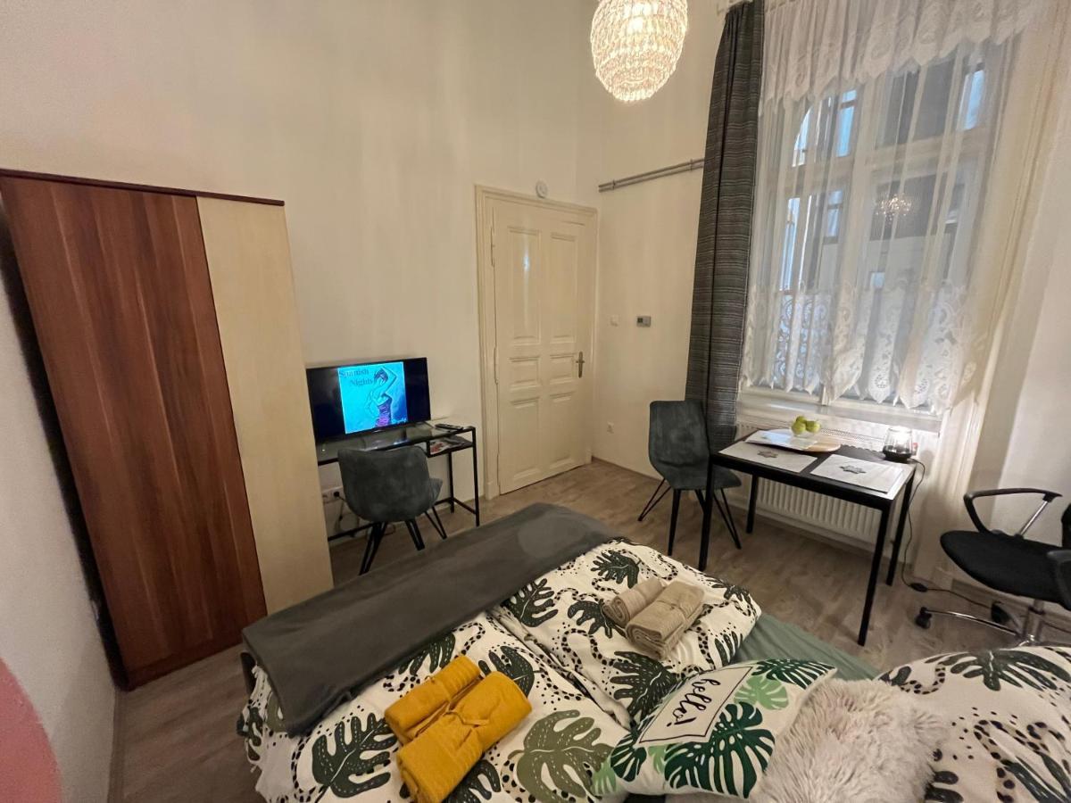 Garibaldik Apartman Apartment Budapest Luaran gambar