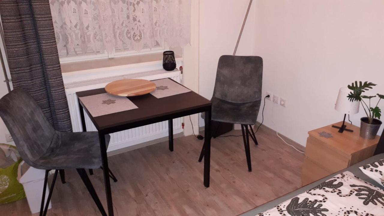 Garibaldik Apartman Budapest Luaran gambar